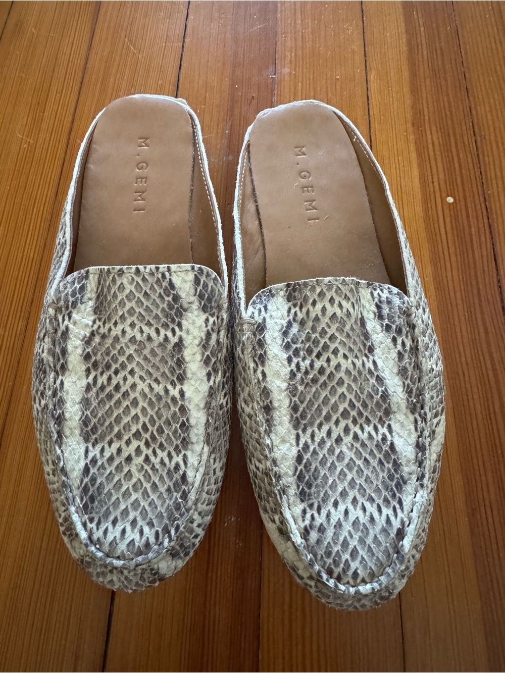 M.Gemi The Felize Mule Snake Print Loafer Drivers - NWOB Size 38.5